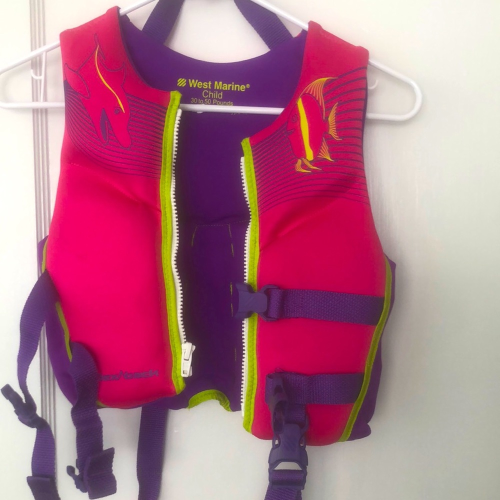West Marine Child Water Ski Lifevest 30-50lbs